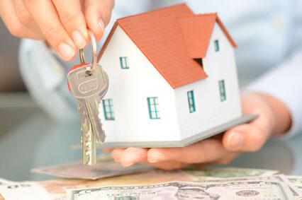 buying a house keys